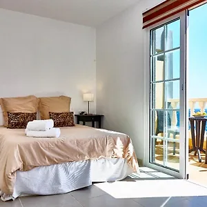 https://medano-beach-villas.adeje-hotels.com