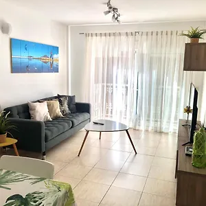 https://edificio-teresa-ii.adeje-hotels.com